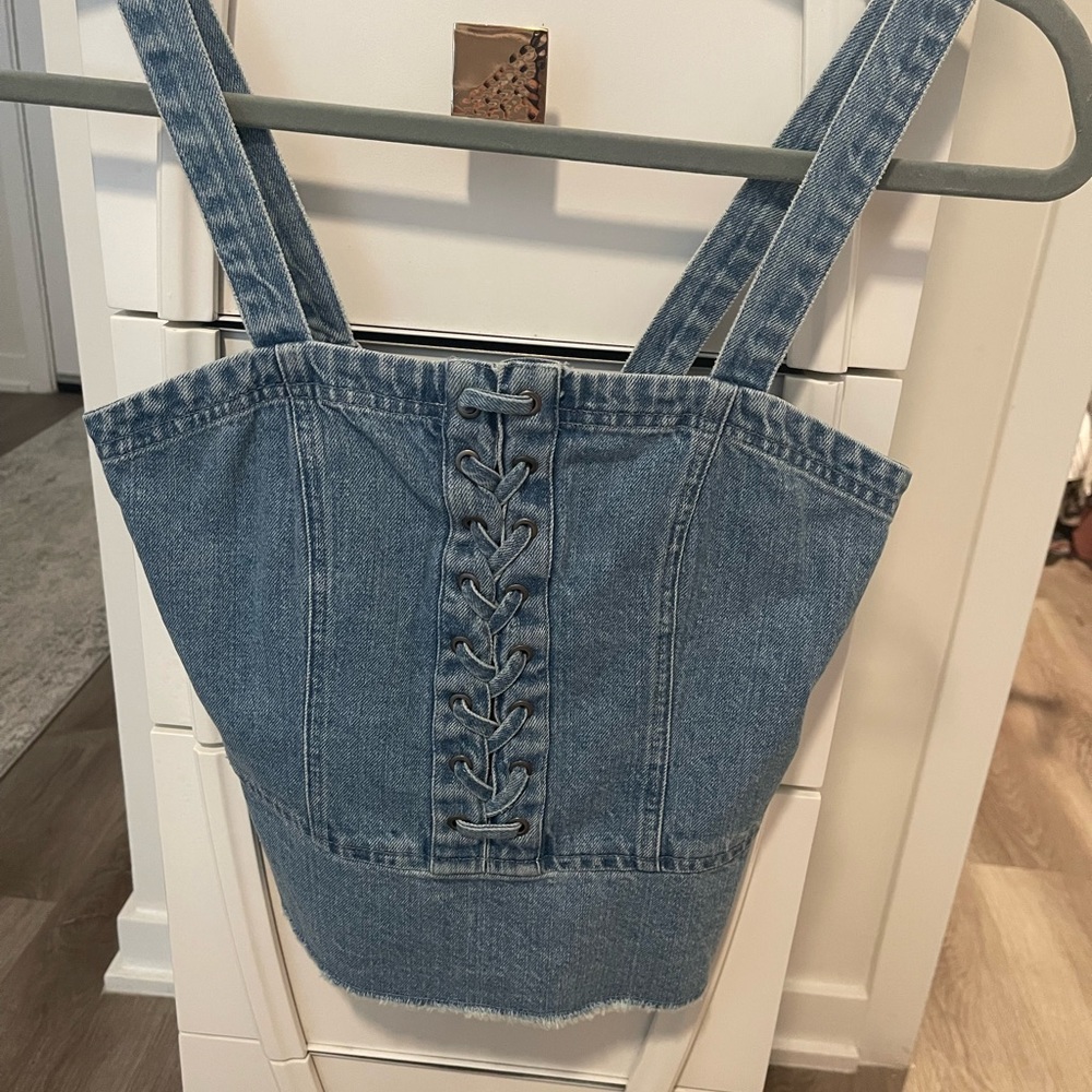 american eagle top never worn